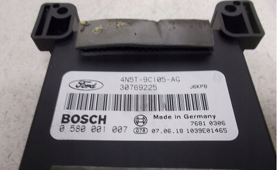Screenshot_2019-02-05 VOLVO S40 V50 04-12r 2 4i STEROWNIK POMPY PALIWA.png
