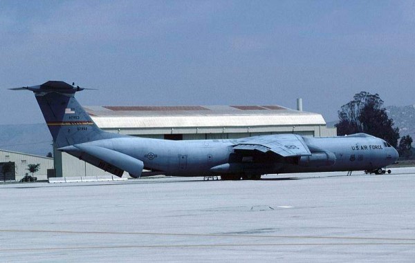 c141b_02.jpg