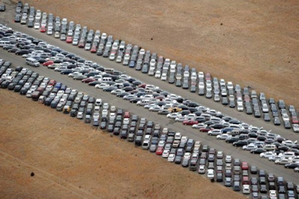 Cemetery_cars_10.jpg