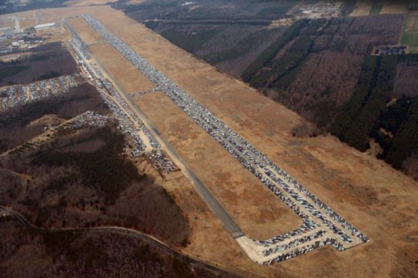 Cemetery_cars_09.jpg