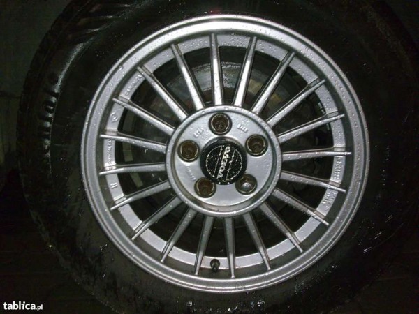 91328981_1_1000x700_alufelgi-15-do-volvo-740-940-torun_rev001.jpg