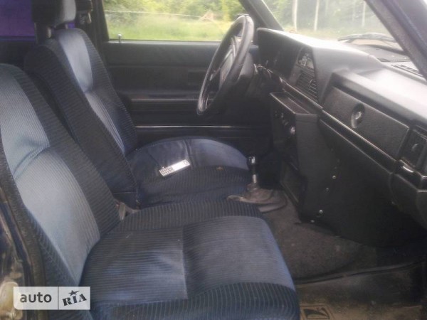 volvo_264__116523800fx.jpg