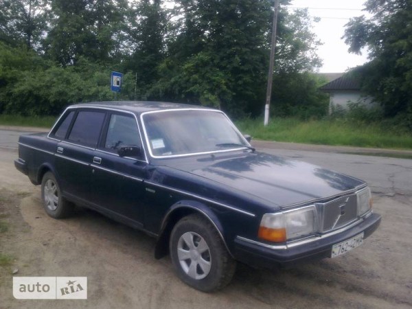 volvo_264__116523834fx.jpg