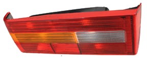 Volvo-Sedan-Tallight-3518175.jpg