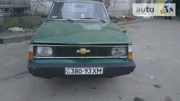 volvo_244__127149012fx.jpg