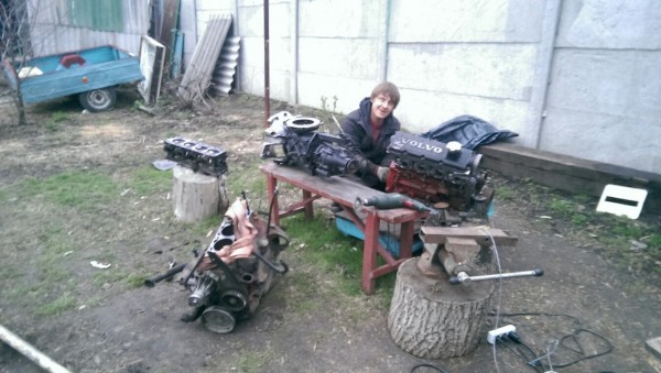 9vDtK8OPelU.jpg