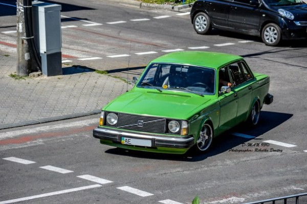 7-aQBELgEII.jpg