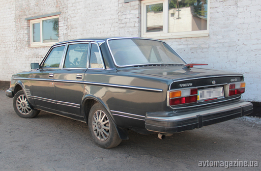 volvo-244-1978-2.jpeg