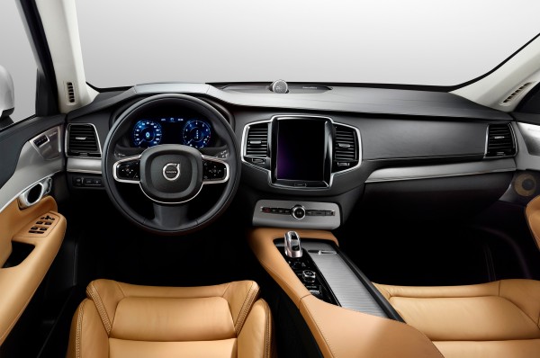 2016-volvo-xc90-interior-view-02-83vwy-photo-hd-wallpaper.jpg