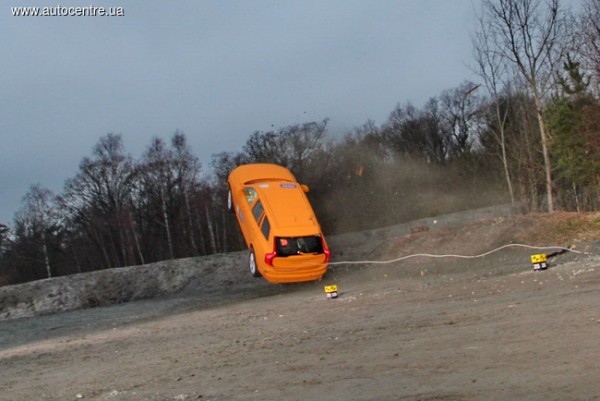 volvo_krash5.jpg