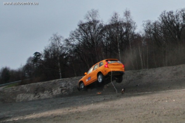 volvo_krash6.jpg