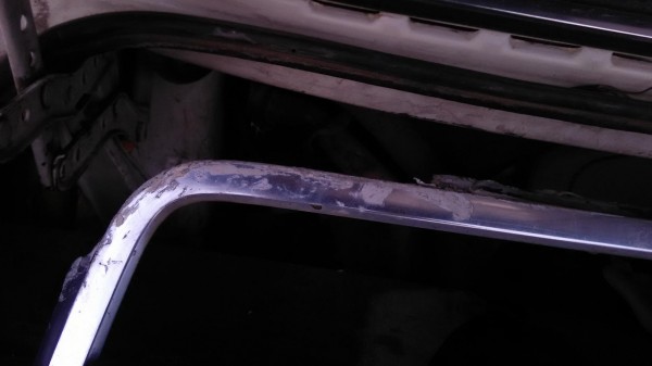 Molding_lobovogo_stekla_50grn.jpg