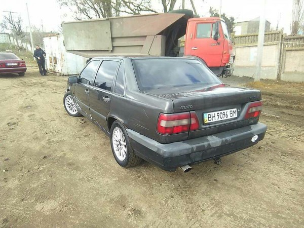 volvo_850__176878918fx.jpg