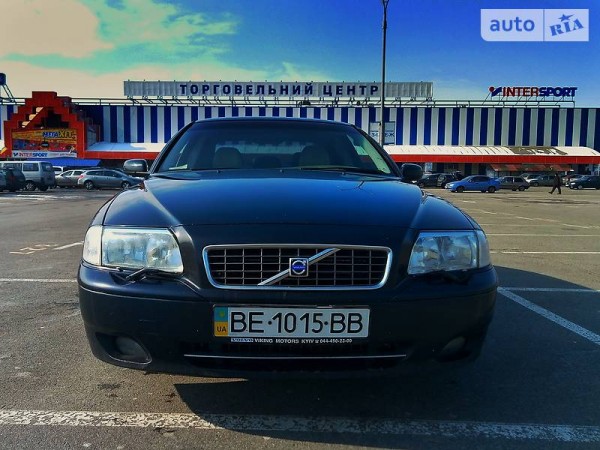volvo_s80__211962883fx.jpg